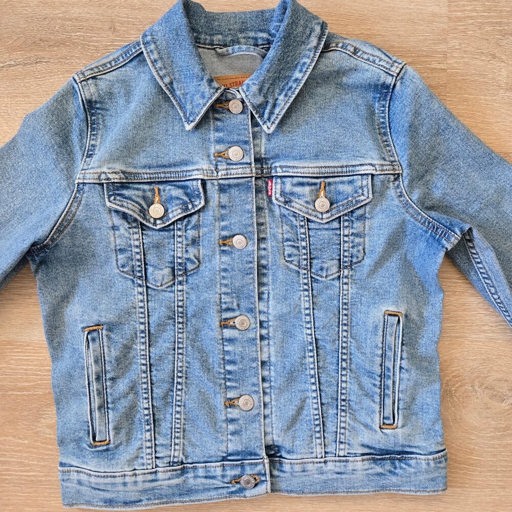 Levi’s Original Trucker Jacket Women’s Small – Classic Stretch Denim, Light Wash - Picture 5 of 17